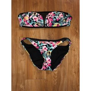 Chil station floral strapless bikini
